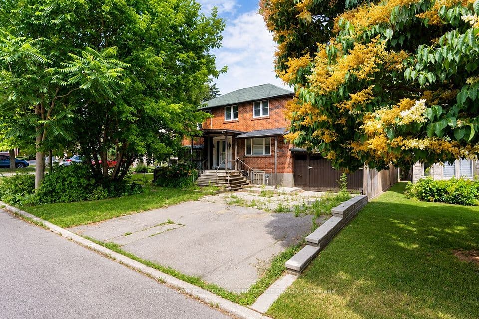 66 Burndale Avenue, Toronto, ON M2N 1S7 – main photo