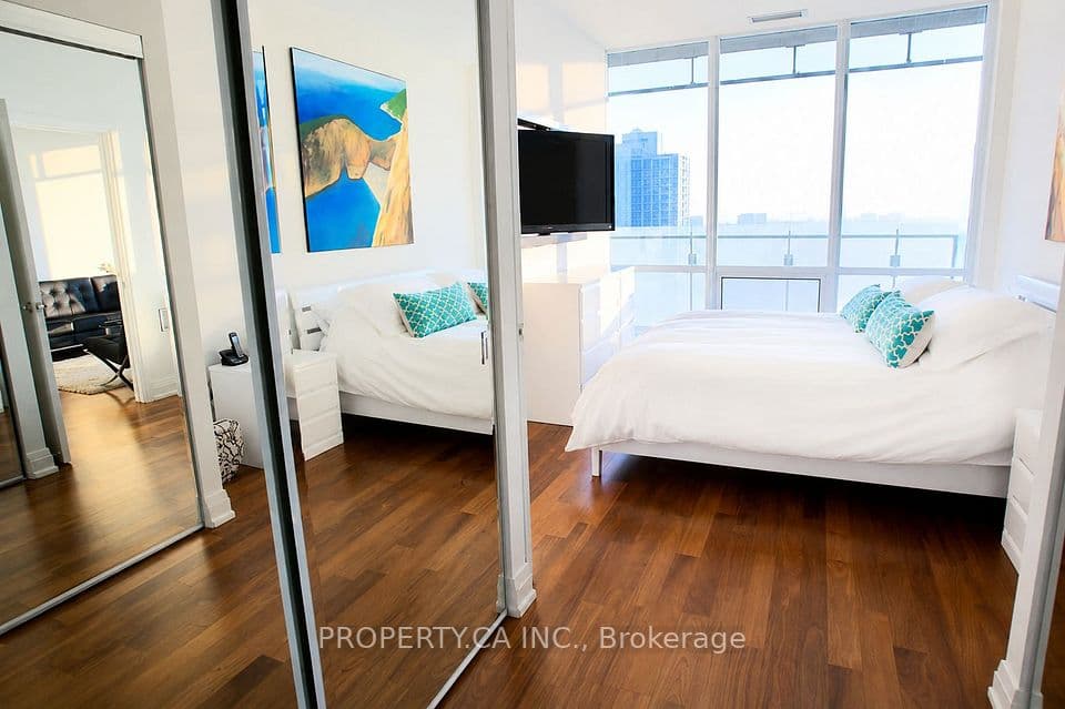 80 John Street 2904, Toronto, ON M5V 3X4 – photo 2