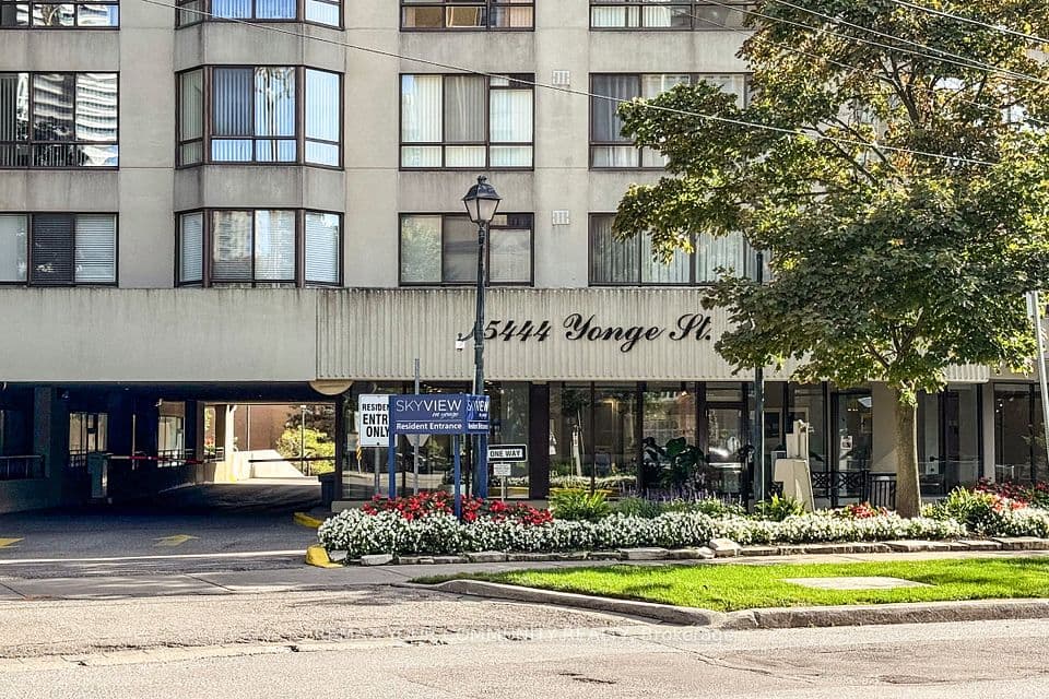 5444 Yonge Street 1609, Toronto, ON M2N 6J4 – photo 3