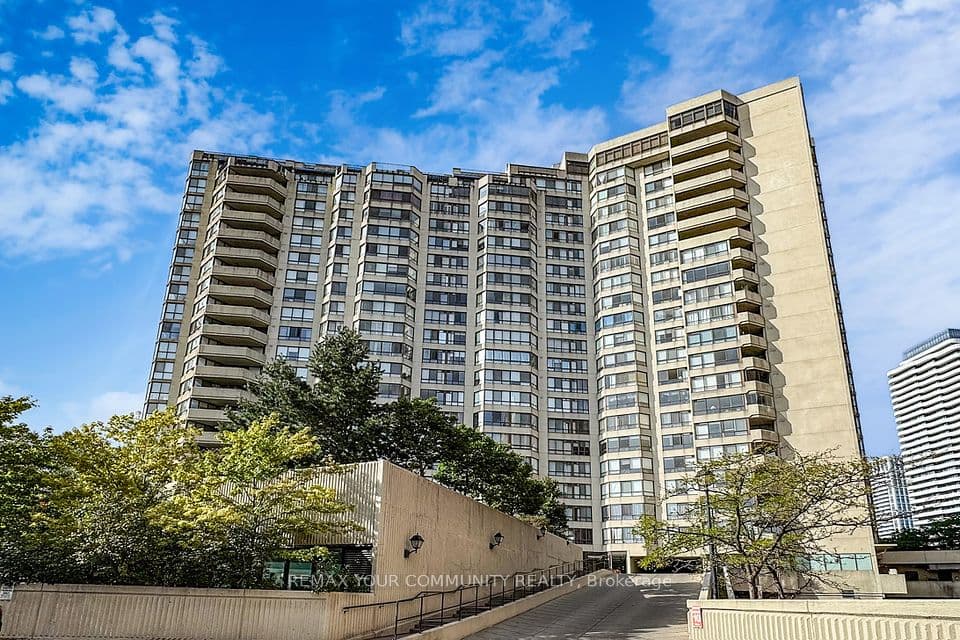 5444 Yonge Street 1609, Toronto, ON M2N 6J4 – main photo