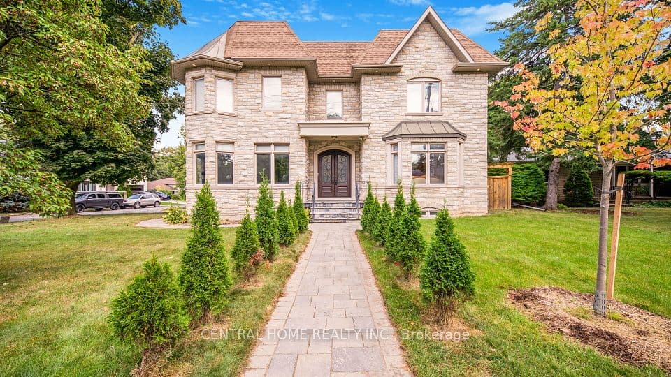 1 Tally Lane, Toronto, ON M2K 1V3 – photo 2