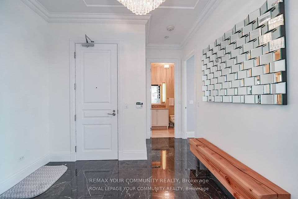183 Wellington Street W 3903, Toronto, ON M5V 0A1 – photo 3