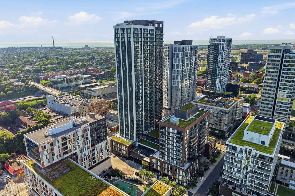 130 River Street 1306, Toronto, ON M5A 0R8 – main photo