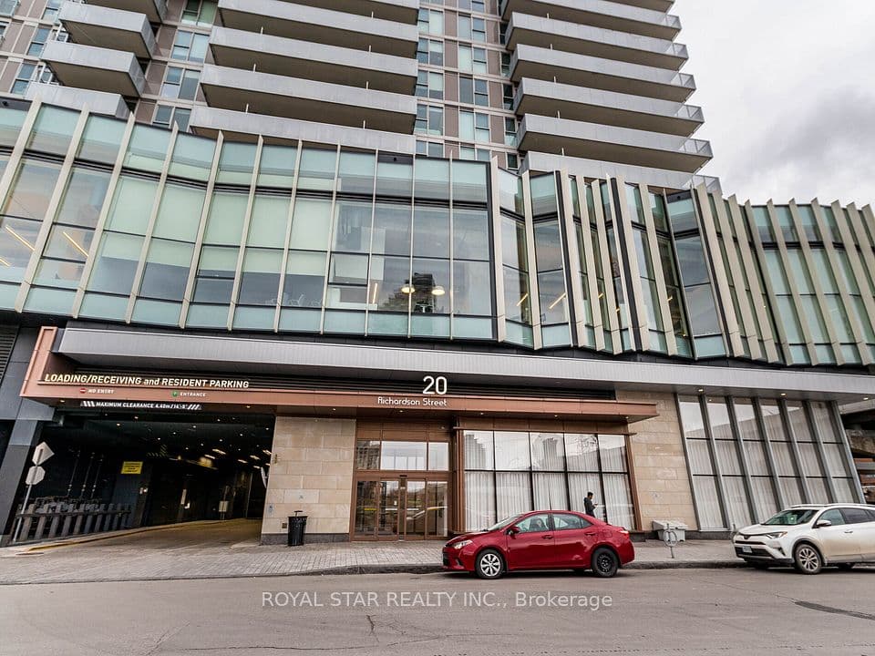 20 Richardson Street 1305, Toronto, ON M5A 0S6 – main photo