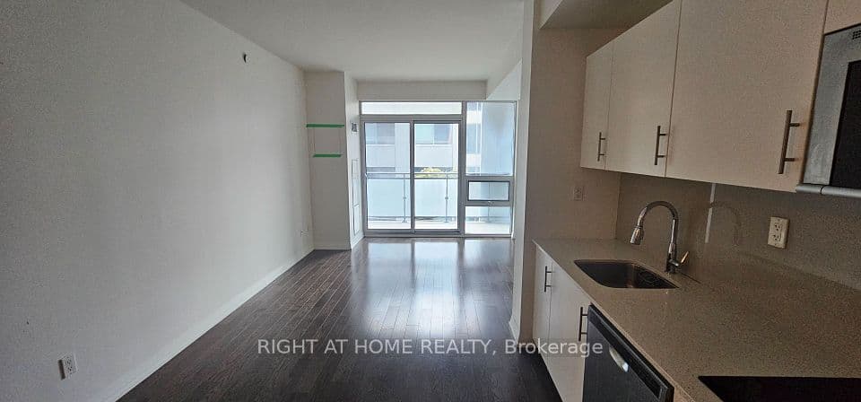 460 Adelaide Street 632, Toronto, ON M5A 0E7 – photo 3