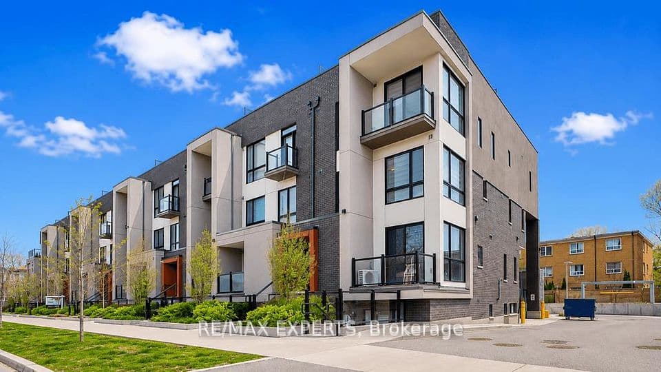 8 Marquette Avenue 7, Toronto, ON M6A 0E1 – main photo