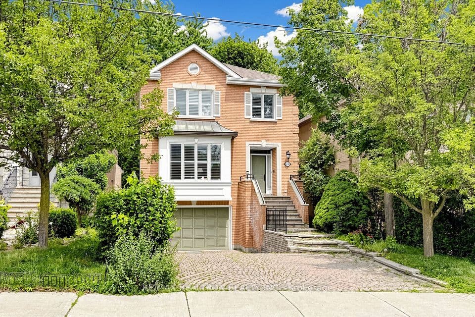 352 Deloraine Avenue, Toronto, ON M5M 2B6 – main photo