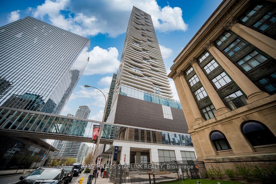 100 Harbour Street 2801, Toronto, ON M5J 0B5 – photo 2