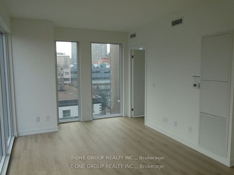 319 Jarvis Street 902, Toronto, ON M5B 0C8 – photo 3