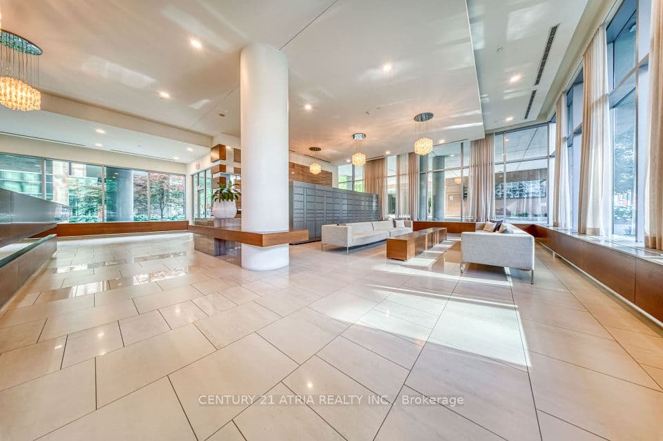 112 George Street S703, Toronto, ON M5A 2M5 – photo 3