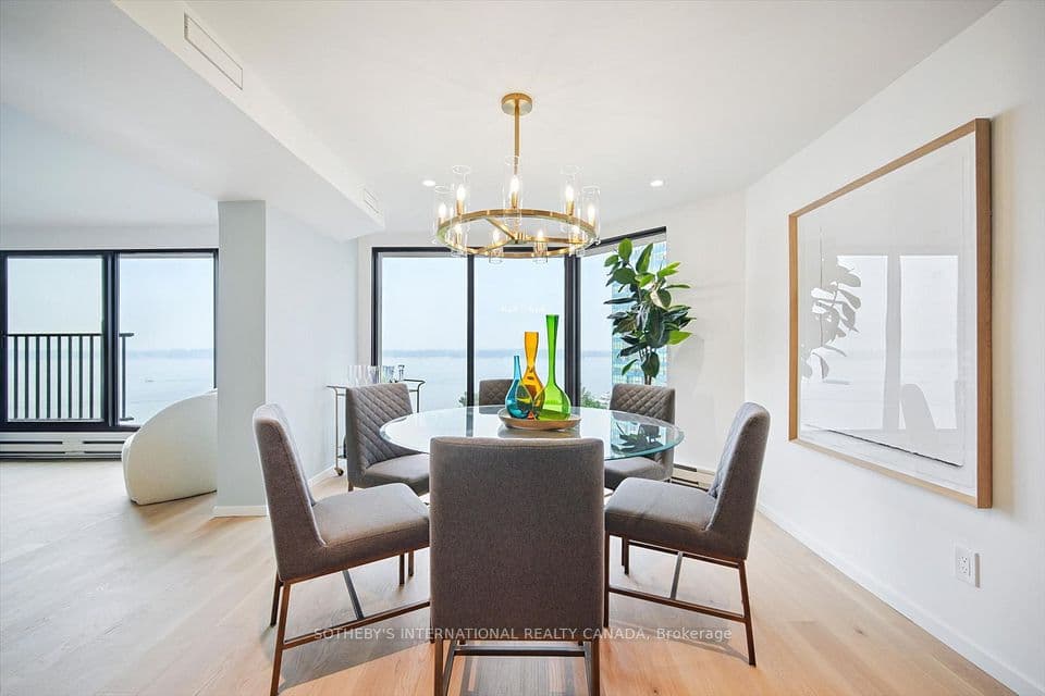 65 Harbour Square 1110, Toronto, ON M5J 2L4 – photo 2