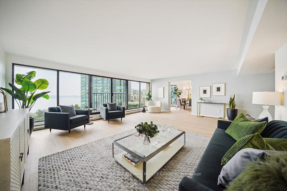 65 Harbour Square 1110, Toronto, ON M5J 2L4 – photo 3