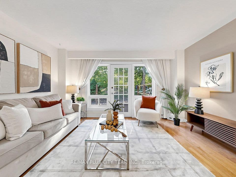 60 Tangle Briar Way, Toronto, ON M2J 2M4 – main photo