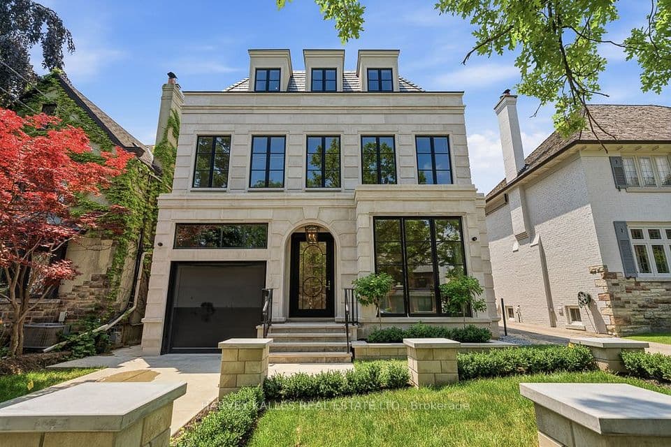 204 Forest Hill Road, Toronto, ON M5P 2N4 – main photo