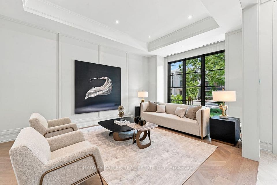 204 Forest Hill Road, Toronto, ON M5P 2N4 – photo 3