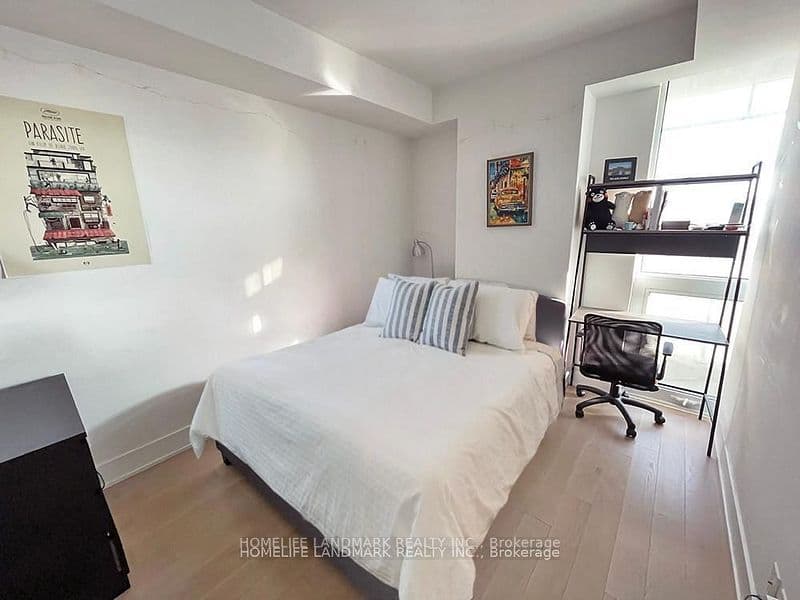 200 Bloor Street W 1004, Toronto, ON M5S 1T8 – photo 3