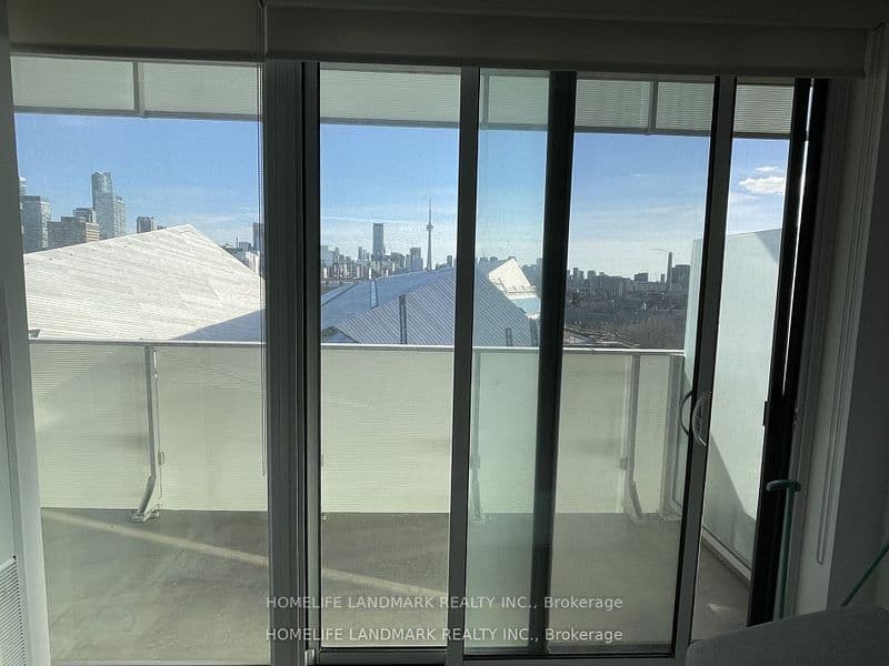 200 Bloor Street W 1004, Toronto, ON M5S 1T8 – photo 2
