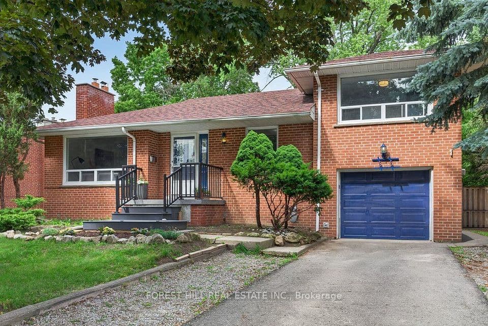 36 Fleetwell Court, Toronto, ON M2R 1L3 – photo 2