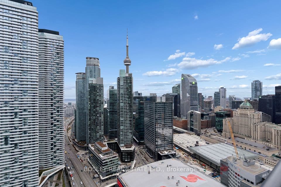 16 Harbour Street 4501, Toronto, ON M5J 2Z7 – photo 2