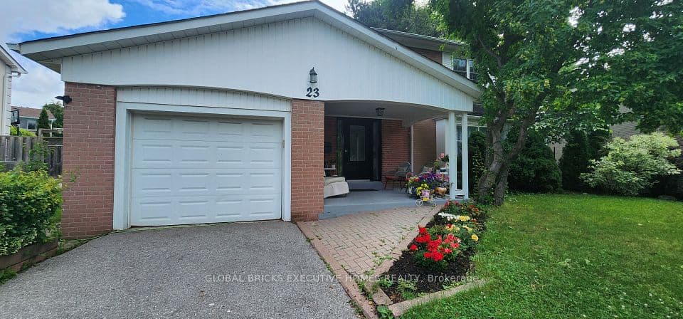 23 Whitefriars Drive, Toronto, ON M3A 2L2 – photo 2
