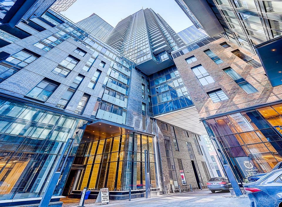 115 Blue Jays Way 702, Toronto, ON M5V 0N4 – photo 3