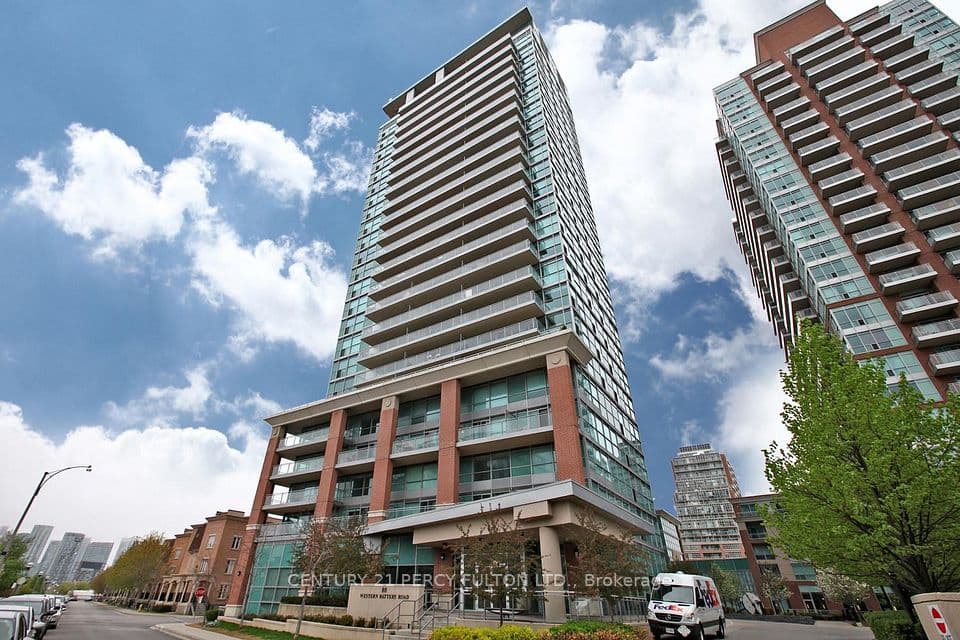80 Western Battery Road 406, Toronto, ON M6K 3S1 – main photo