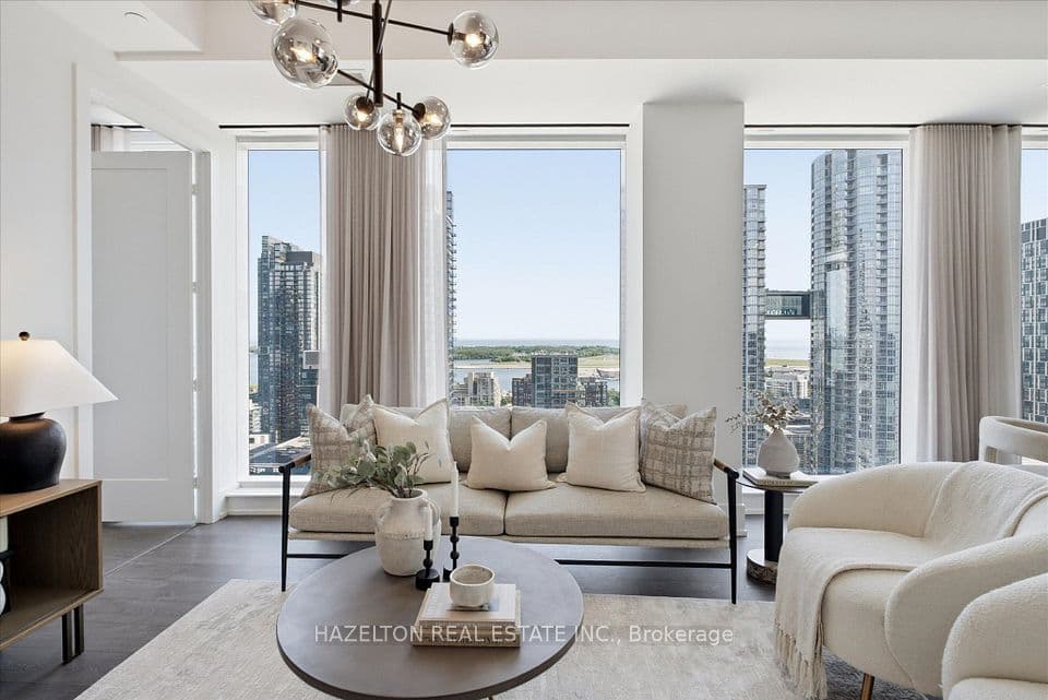 480 Front Street W 1915, Toronto, ON M5V 0V5 – main photo