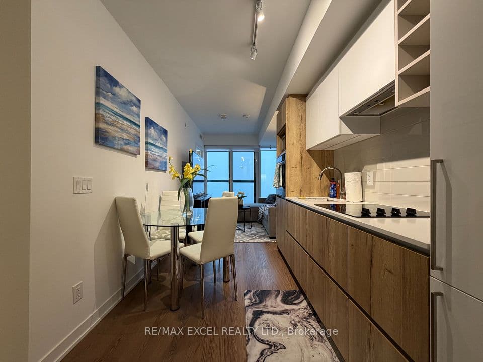 319 Jarvis Street 4808, Toronto, ON M5B 0C8 – photo 2