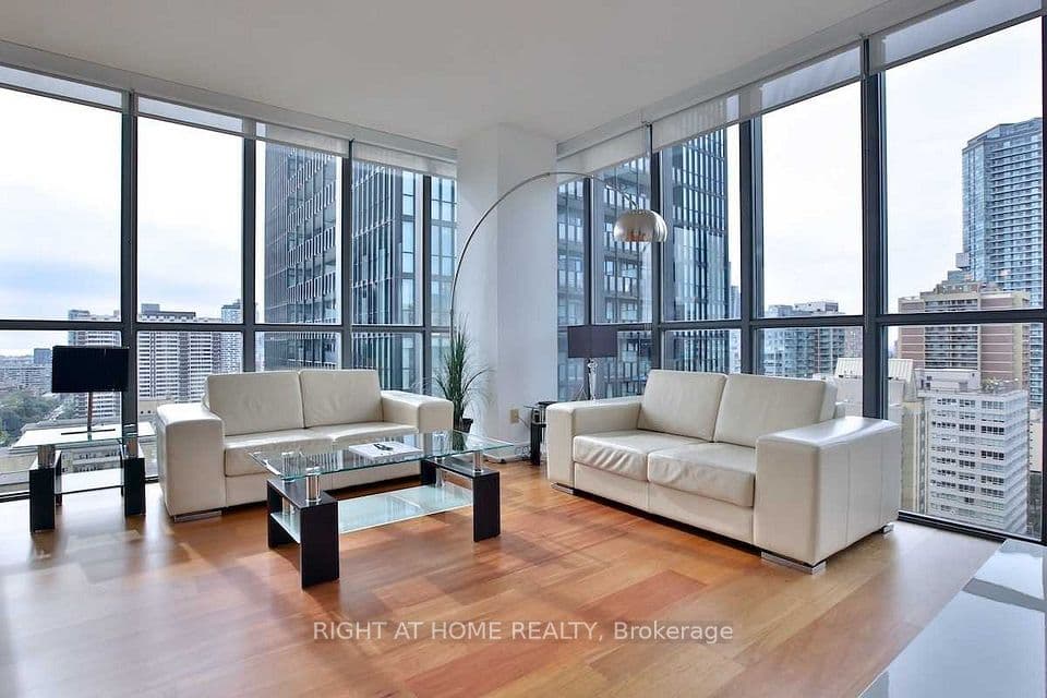 110 Charles Street E 1903, Toronto, ON M4Y 1T5 – photo 2