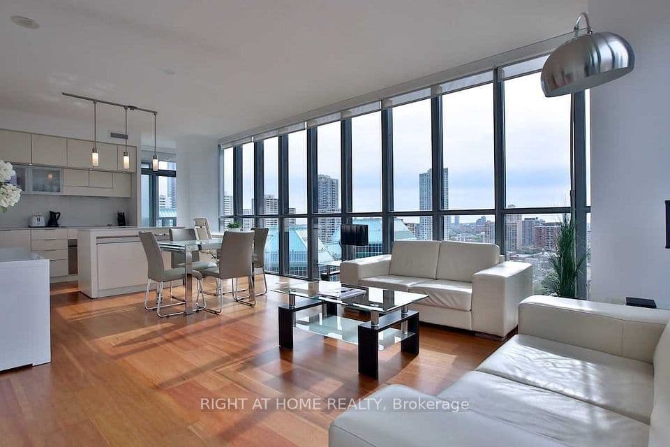 110 Charles Street E 1903, Toronto, ON M4Y 1T5 – photo 3