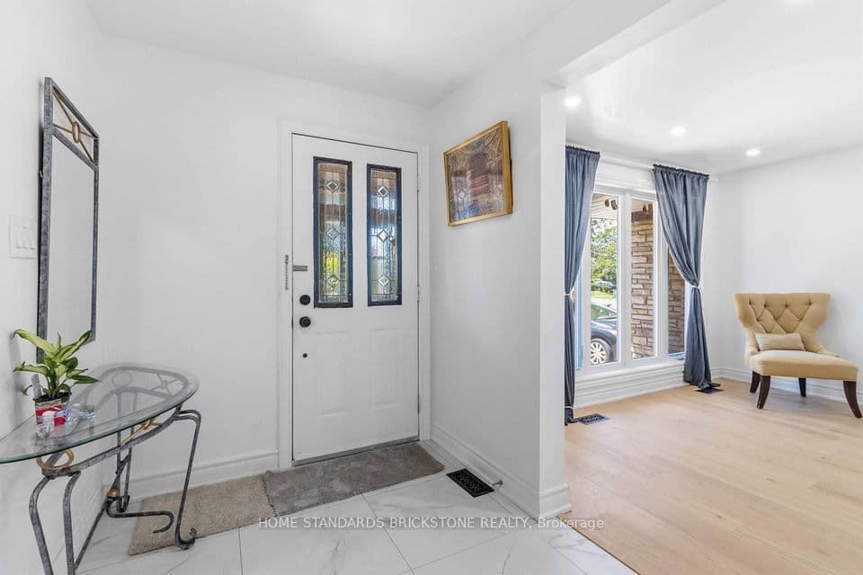 220 Torresdale Avenue, Toronto, ON M2R 3E8 – photo 3