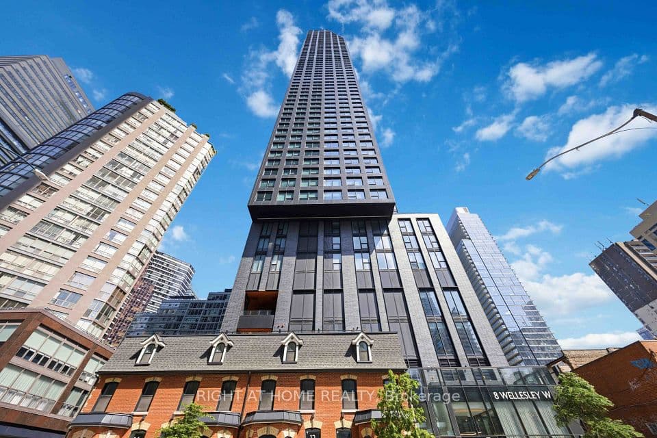 8 WELLESLEY Street W 5110, Toronto, ON M4Y 0J5 – main photo