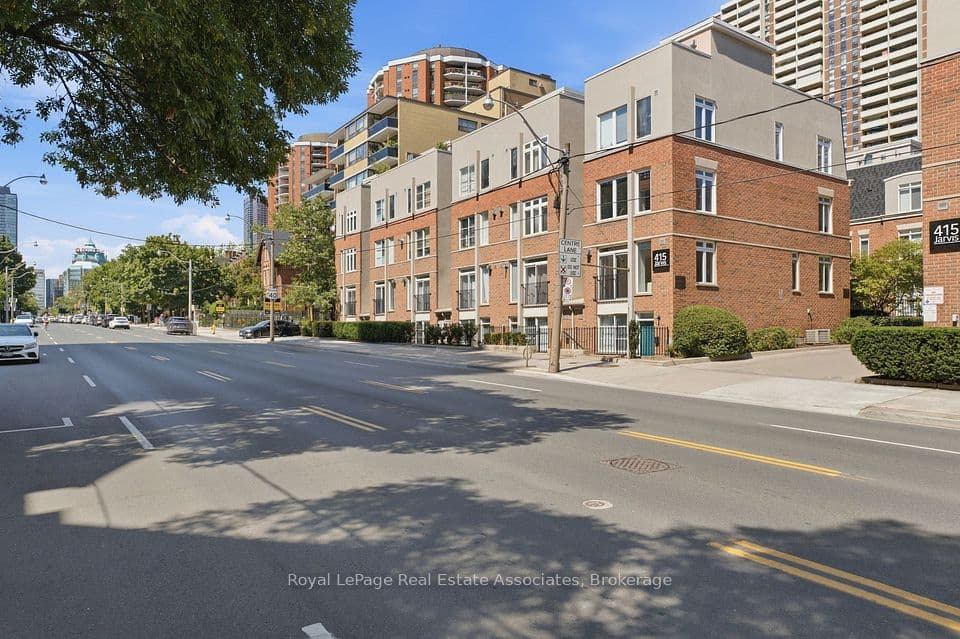 415 Jarvis Street 206, Toronto, ON M4Y 3C1 – photo 3