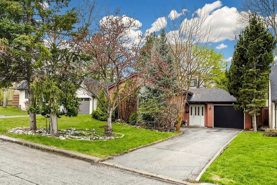 36 Bradgate Road, Toronto, ON M3B 1J7 – photo 2