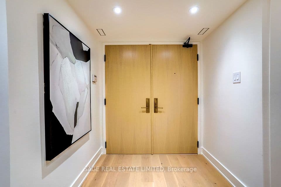 3900 Yonge Street 408, Toronto, ON M4N 3N6 – photo 3