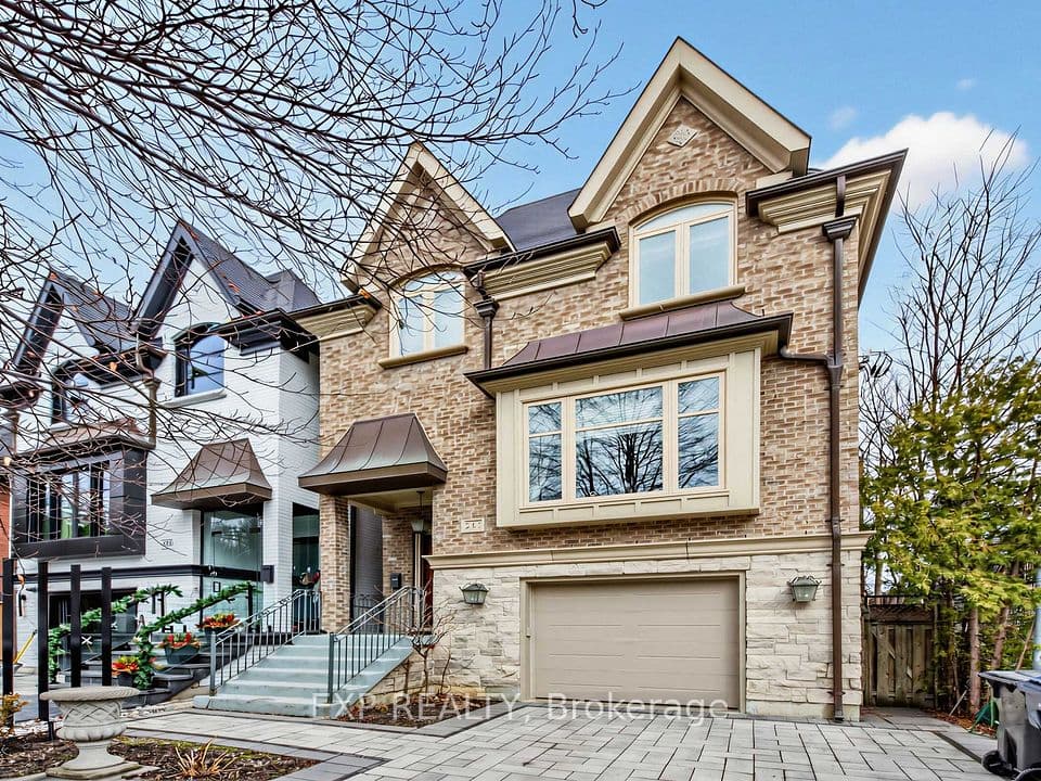 241 Poplar Plains Street, Toronto, ON M4V 2N8 – main photo