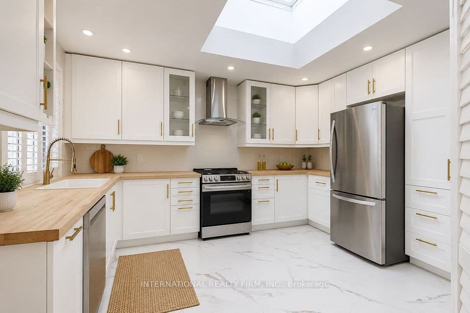 337 Glen Road, Toronto, ON M4W 2X4 – photo 2