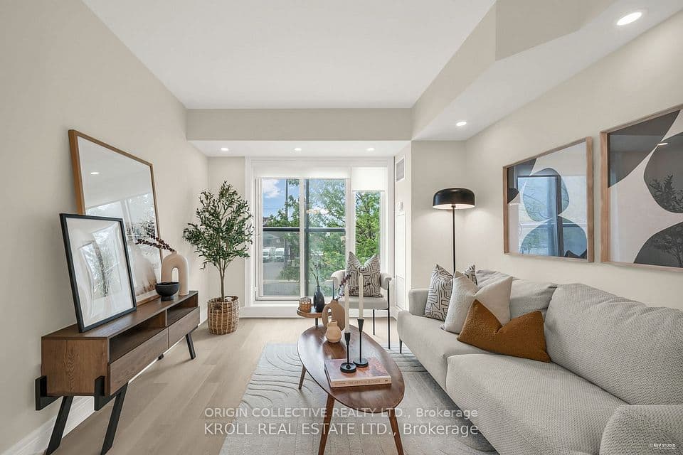 701 W Sheppard Avenue W 229, Toronto, ON M3H 0B2 – main photo