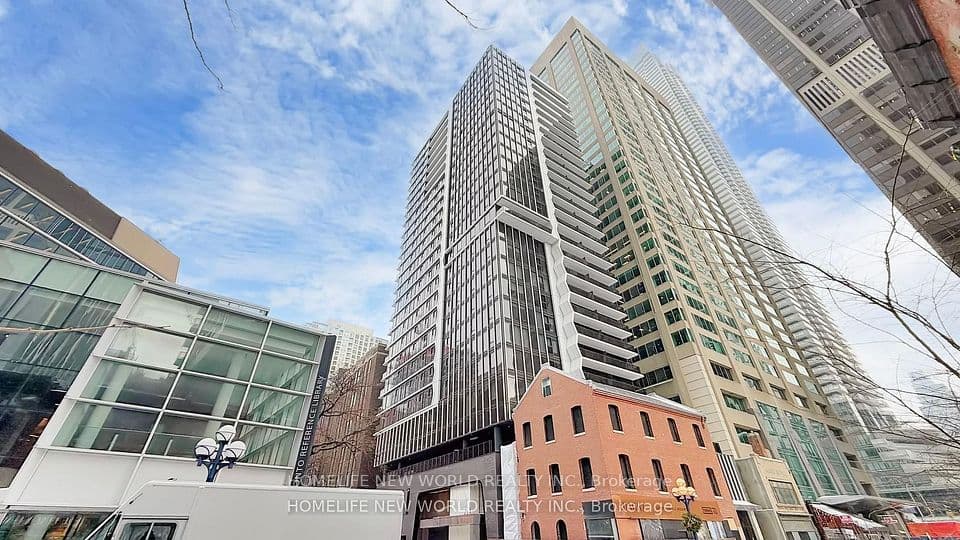 771 Yonge Street 1908, Toronto, ON M4W 0B8 – main photo