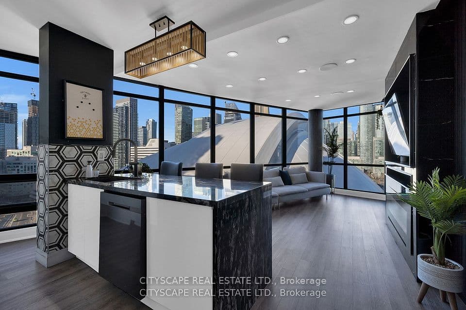 3 Navy Wharf Court N 2308, Toronto, ON M5V 3V1 – photo 2