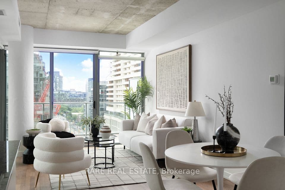 95 Bathurst Street 919, Toronto, ON M5V 0H7 – main photo