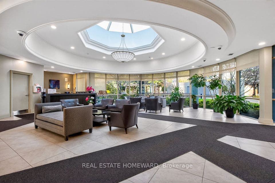 30 Harrison Garden Boulevard 602, Toronto, ON M2N 7A9 – photo 2