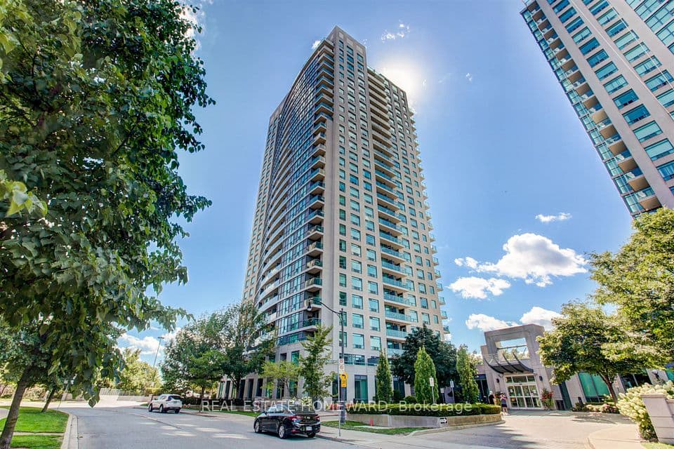 30 Harrison Garden Boulevard 602, Toronto, ON M2N 7A9 – main photo