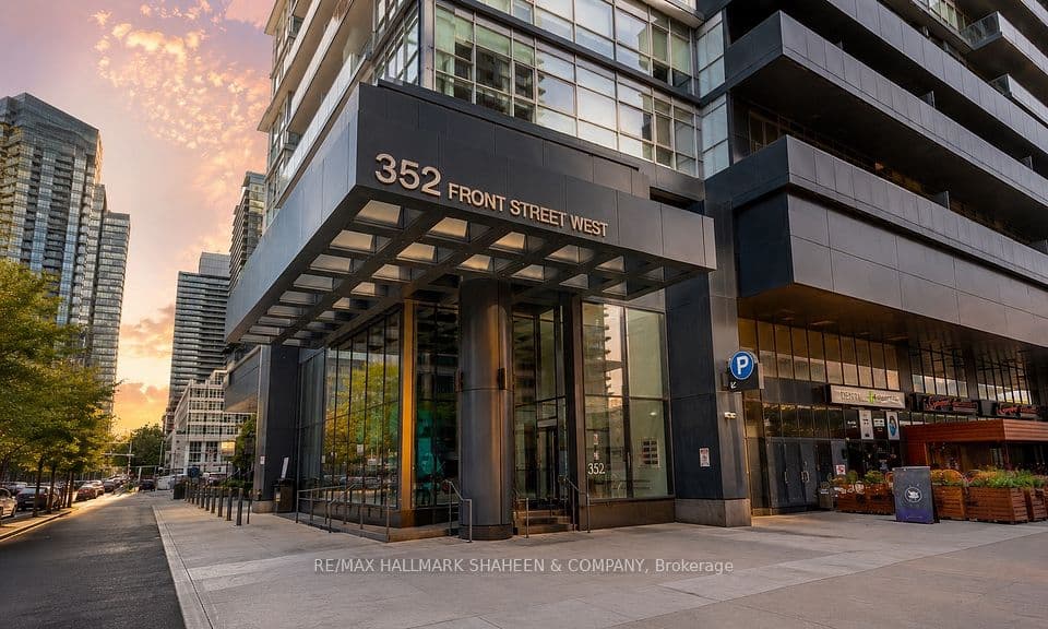 352 Front Street W 1815, Toronto, ON M5V 1B5 – main photo