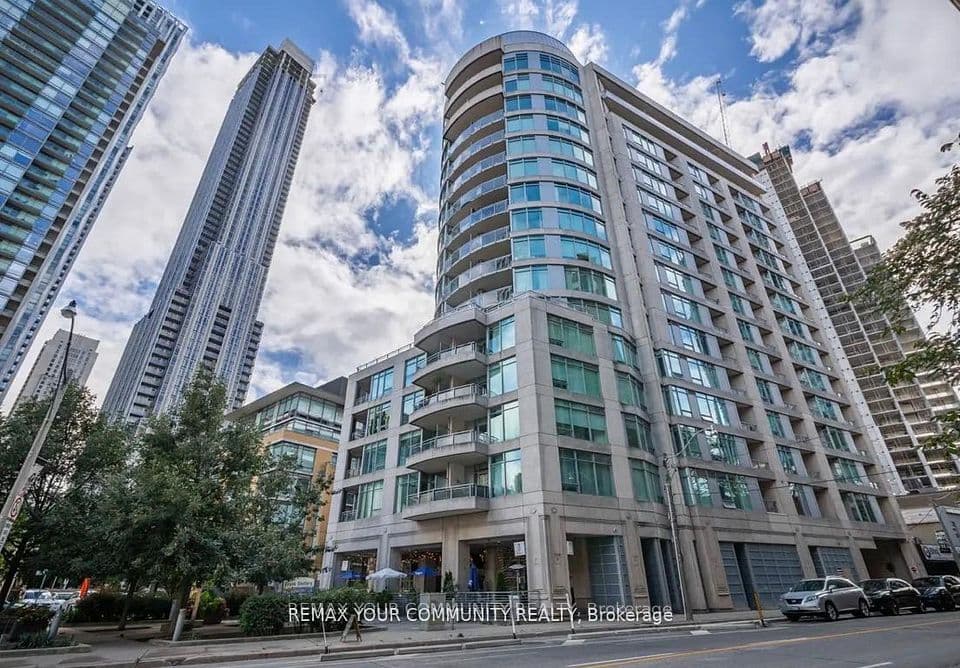 8 Scollard Street 606, Toronto, ON M5R 1M2 – main photo