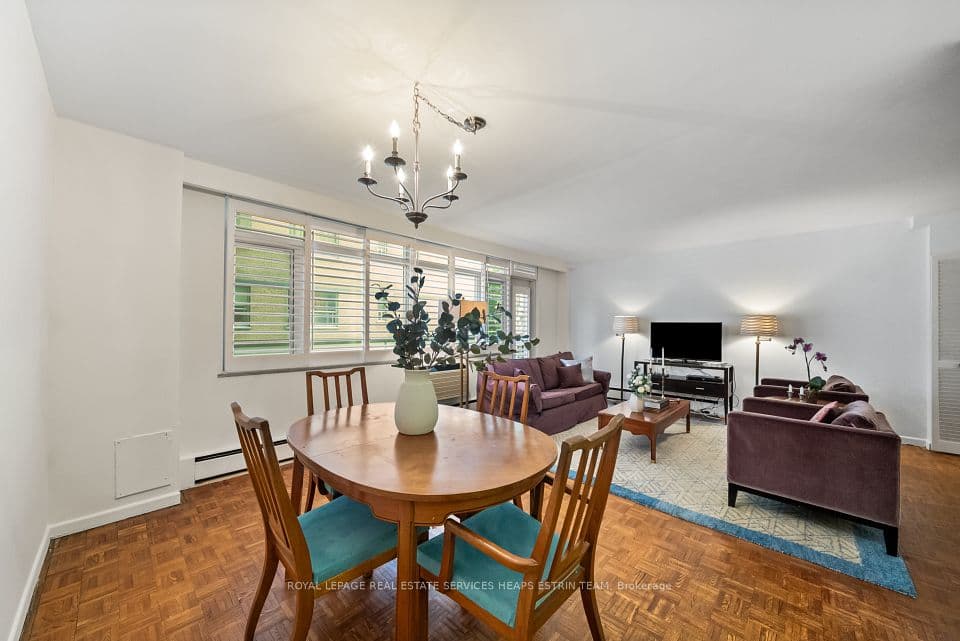 581 Avenue Road 204, Toronto, ON M4V 2K4 – photo 3