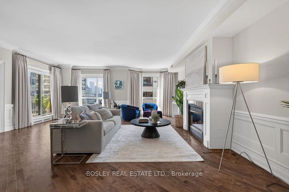 38 Avenue Road 1403, Toronto, ON M5R 2G2 – photo 3