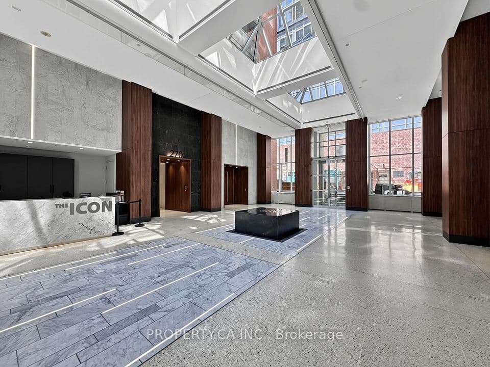250 Wellington Street 329, Toronto, ON M5V 3P6 – photo 3