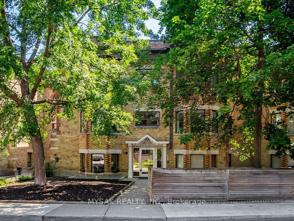 427 Crawford Street, Toronto, ON M6G 3J7 – photo 3