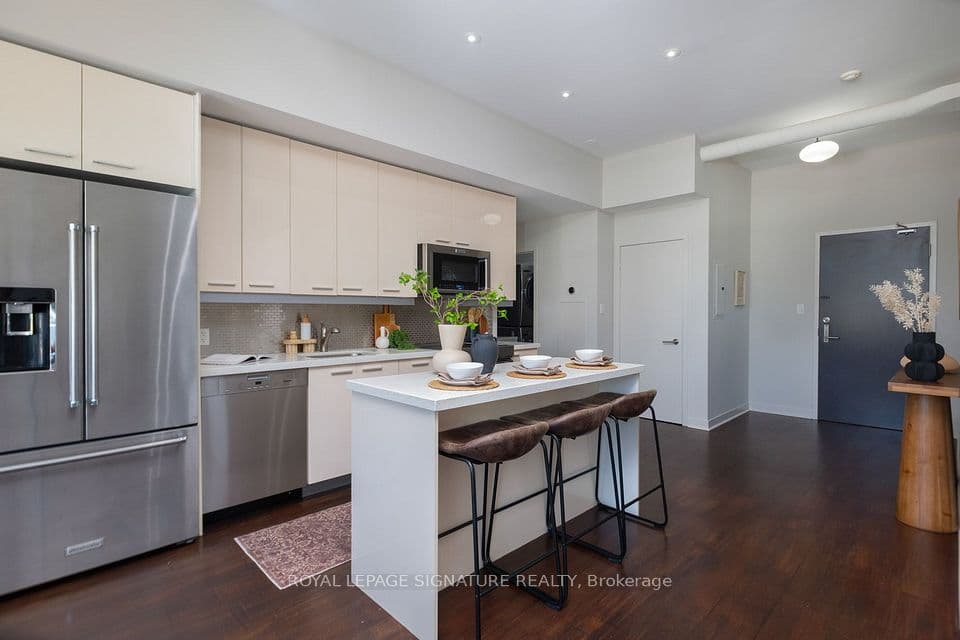 52 Sumach Street 402, Toronto, ON M5A 3J7 – photo 2